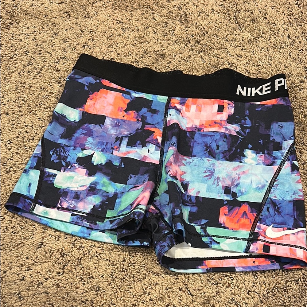 Nike Pro Colorful Patterned Shorts